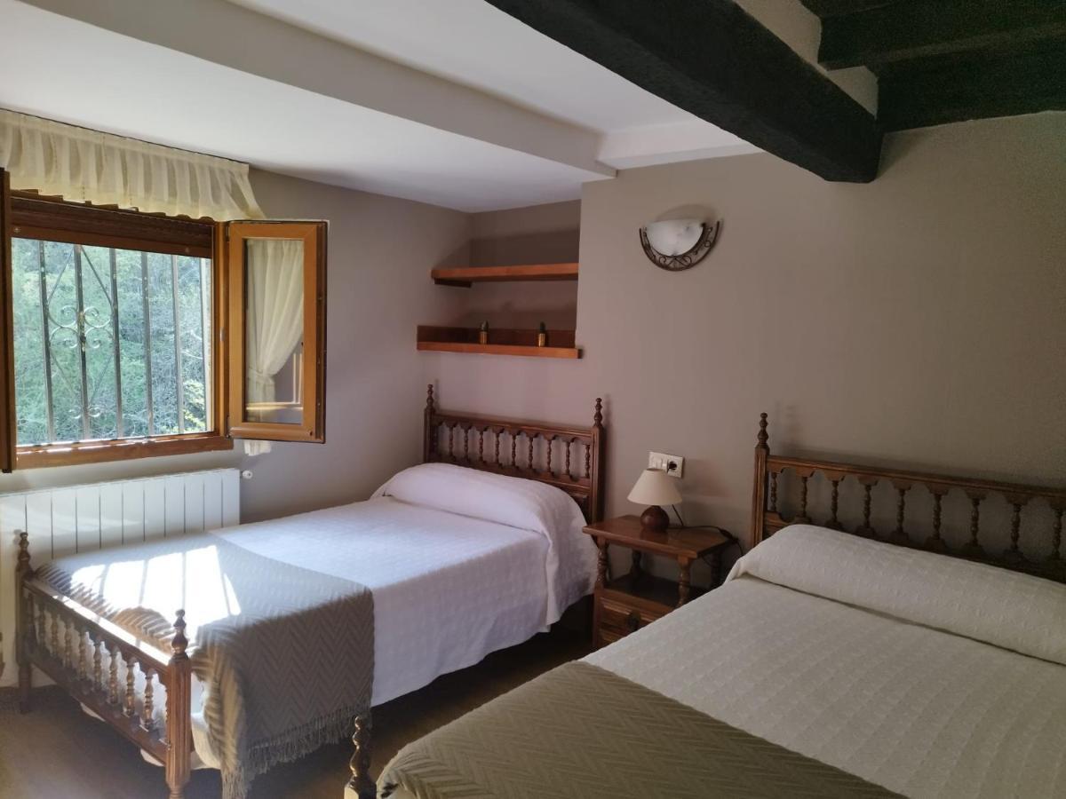 Casa De Abuelos Ferienhaus Espinama